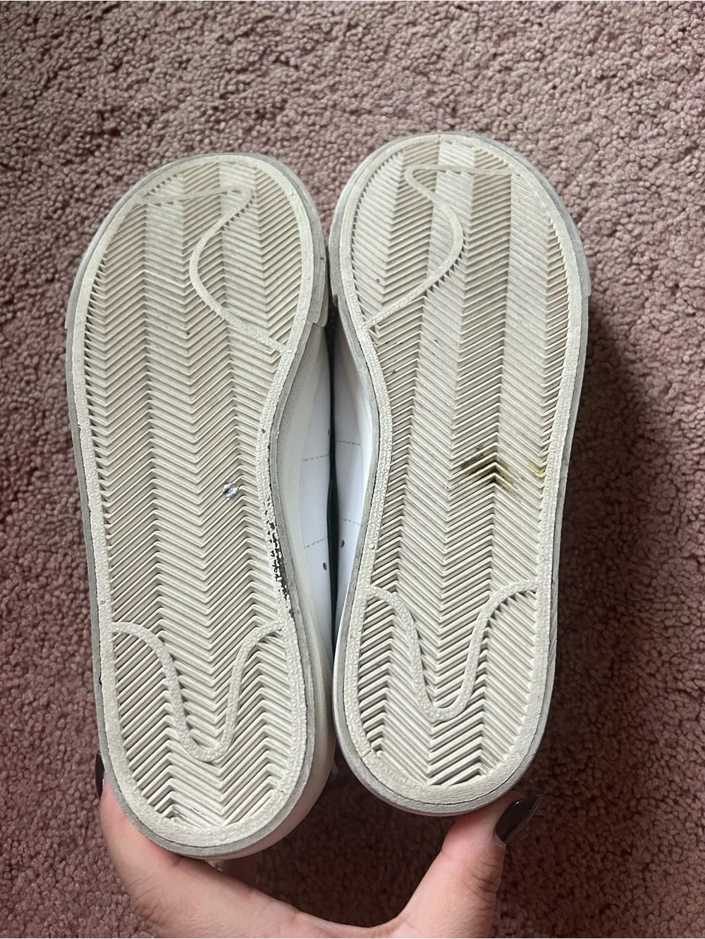 Nike White/Black Low-Top Sneakers